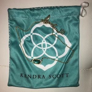 Kendra Scott necklace